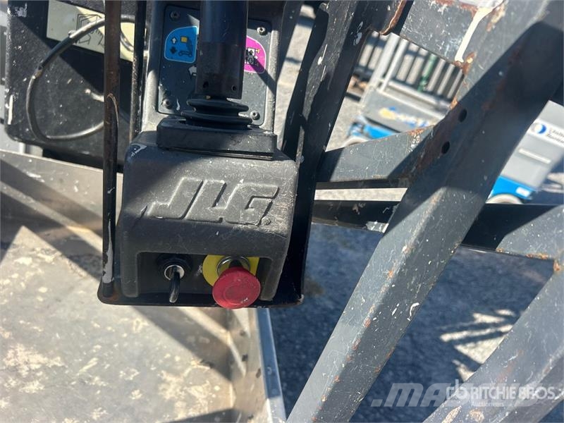 JLG 20MVL Vertical Mast Lift Vertikālie pacēlāji