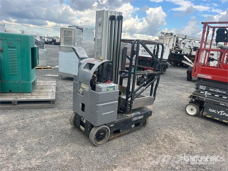 JLG 20MVL Vertical Mast Lift 客货电梯