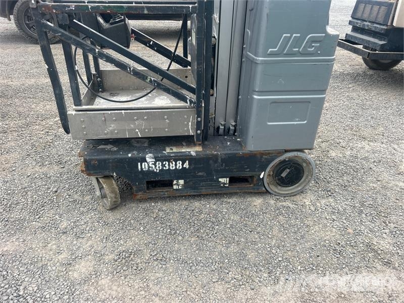 JLG 20MVL Vertical Mast Lift 客货电梯