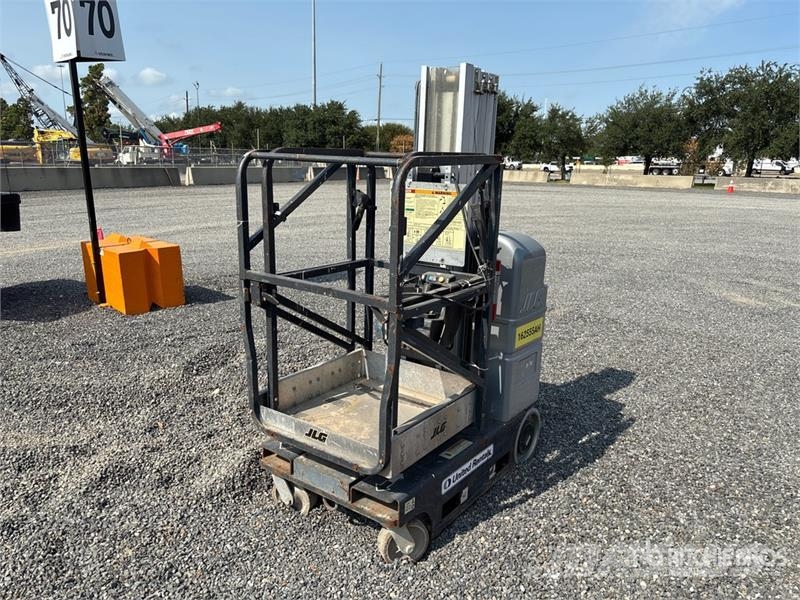 JLG 20MVL Vertical Mast Lift (Inoperable) Vertikální sloupové výtahy