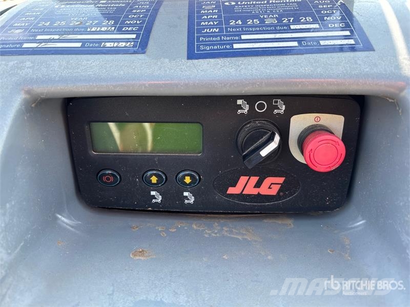 JLG 20MVL Vertical Mast Lift (Inoperable) Vertikální sloupové výtahy