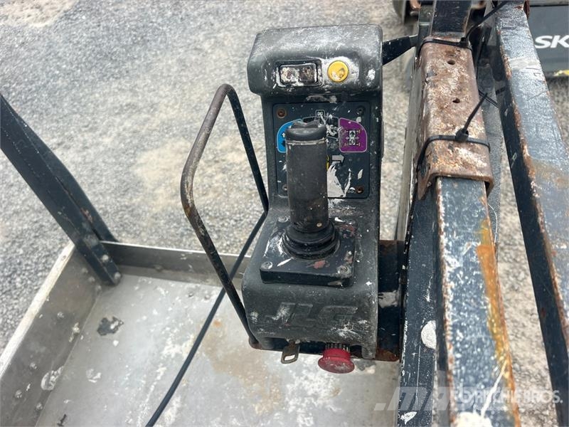 JLG 20MVL Vertical Mast Lift 客货电梯