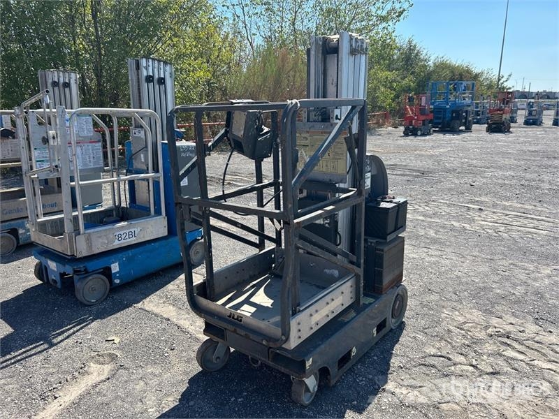 JLG 20MVL Vertical Mast Lift Sollevatori verticali