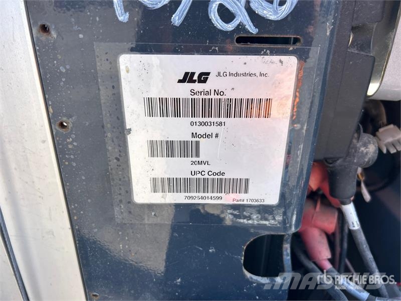 JLG 20MVL Vertical Mast Lift Sollevatori verticali