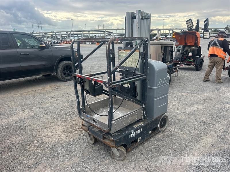 JLG 20MVL Vertical Mast Lift 客货电梯