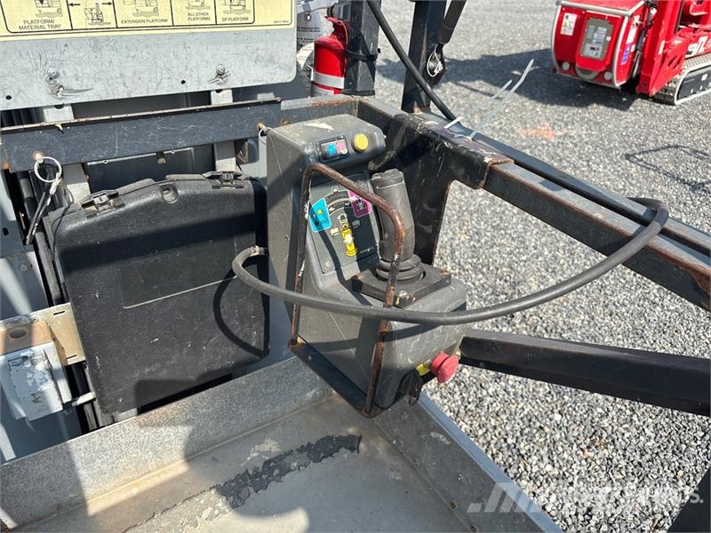 JLG 20MVL Vertical Mast Lift (Inoperable) Vertikální sloupové výtahy