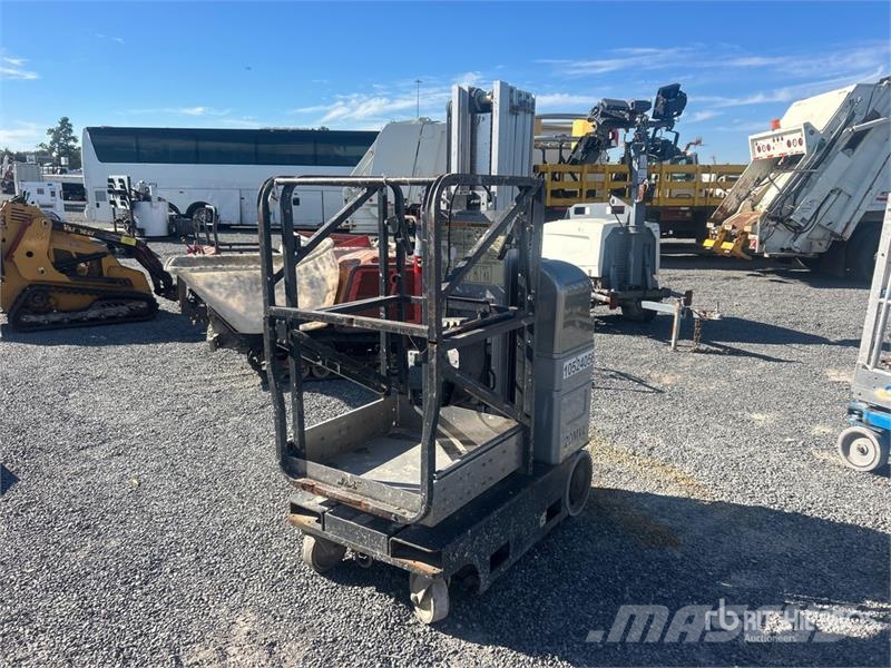 JLG 20MVL Vertical Mast Lift Vertikālie pacēlāji