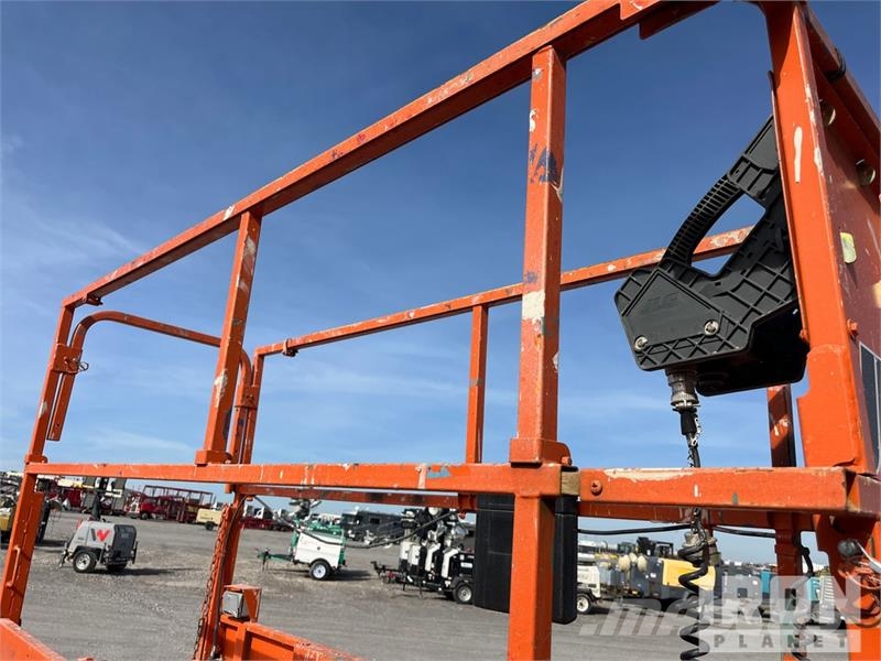 JLG 2632ES Electric Scissor Lift Saxliftar