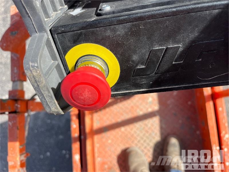JLG 2632ES Electric Scissor Lift Saxliftar