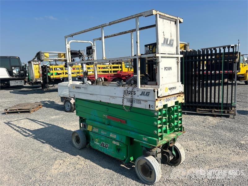 JLG 2632ES Electric Scissor Lift Scheren-Arbeitsbühnen