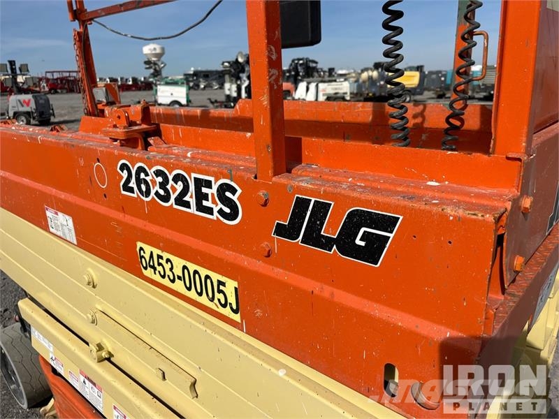 JLG 2632ES Electric Scissor Lift Saxliftar