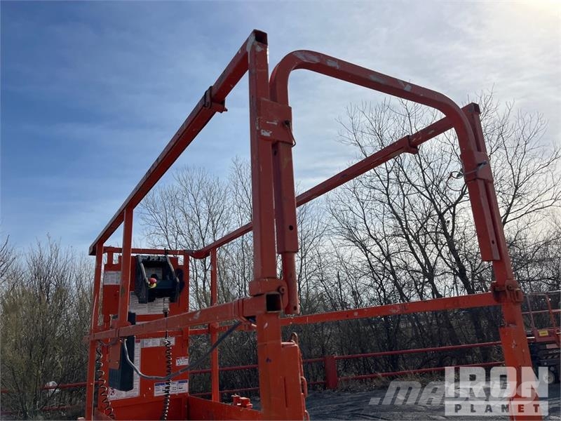 JLG 2632ES Electric Scissor Lift Saxliftar