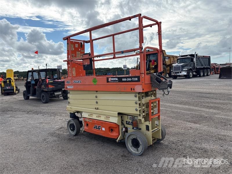 JLG 2632ES Electric Scissor Lift Scissor lifts