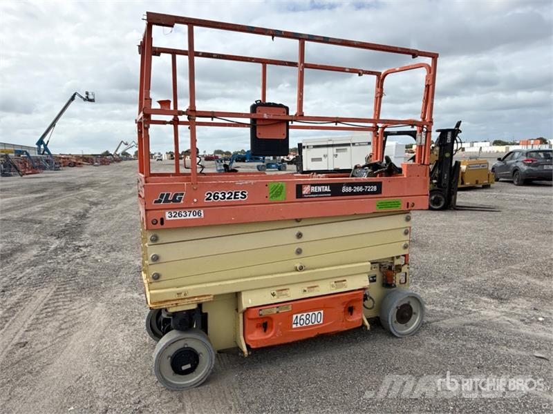 JLG 2632ES Scissor Lift Käärtõstukid