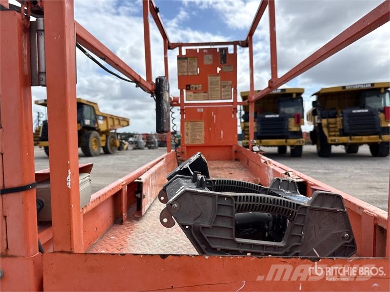 JLG 2632ES Scissor Lift Käärtõstukid