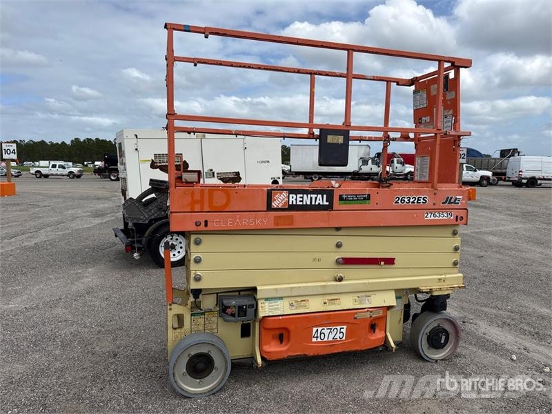 JLG 2632ES Scissor Lift Käärtõstukid