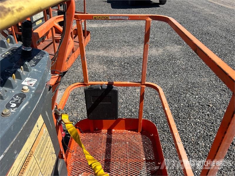 JLG 450AJ 4WD Diesel Articulating Boom Lift Iseliikuvad poomtõstukid