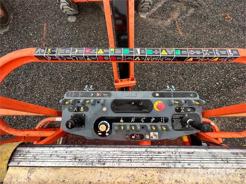 JLG 450AJ 4WD Diesel Articulating Boom Lift رافعات سلة مفصلية