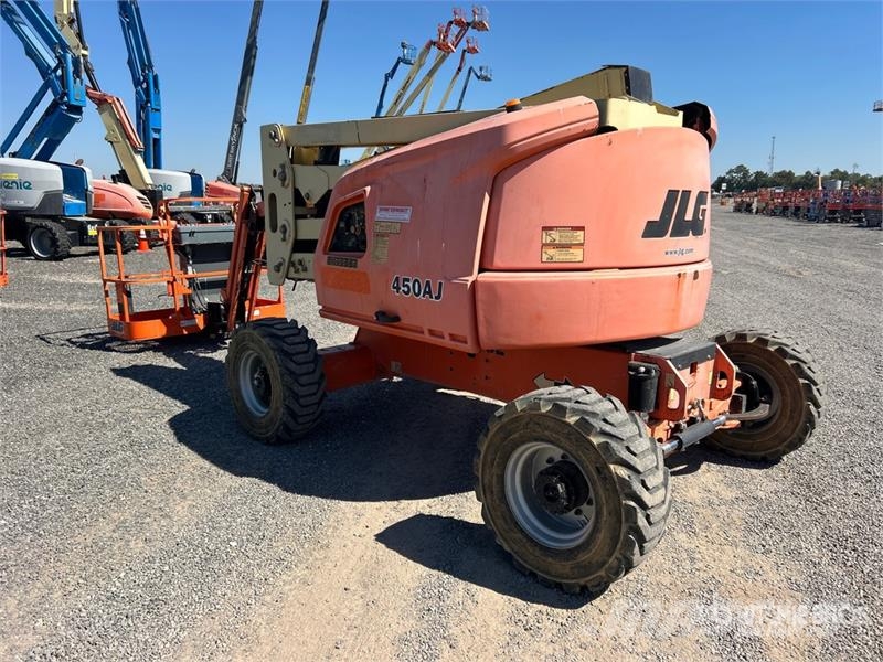 JLG 450AJ 4WD Diesel Articulating Boom Lift Iseliikuvad poomtõstukid