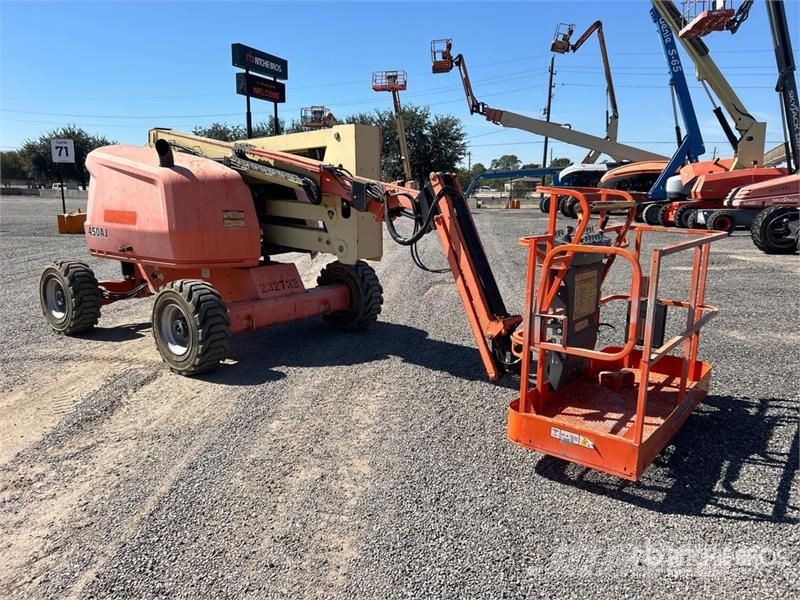 JLG 450AJ 4WD Diesel Articulating Boom Lift Iseliikuvad poomtõstukid