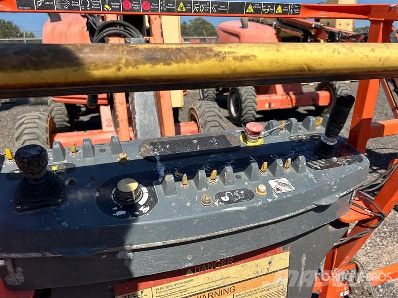 JLG 450AJ 4WD Diesel Articulating Boom Lift Iseliikuvad poomtõstukid