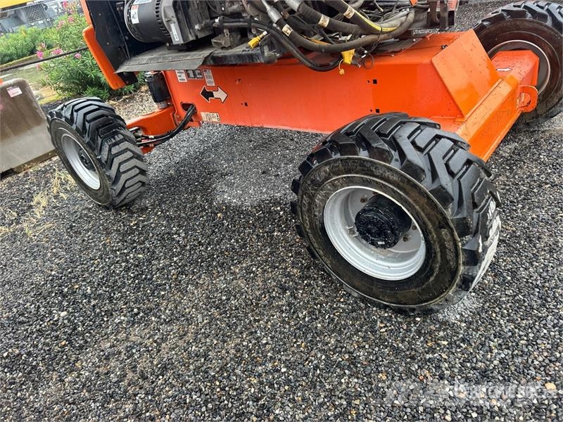JLG 450AJ 4WD Diesel Articulating Boom Lift رافعات سلة مفصلية