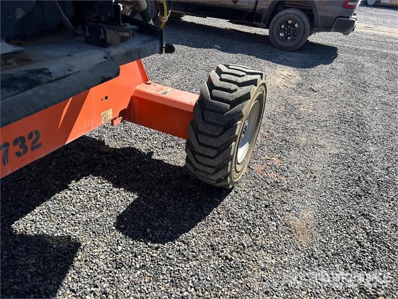 JLG 450AJ 4WD Diesel Articulating Boom Lift Iseliikuvad poomtõstukid