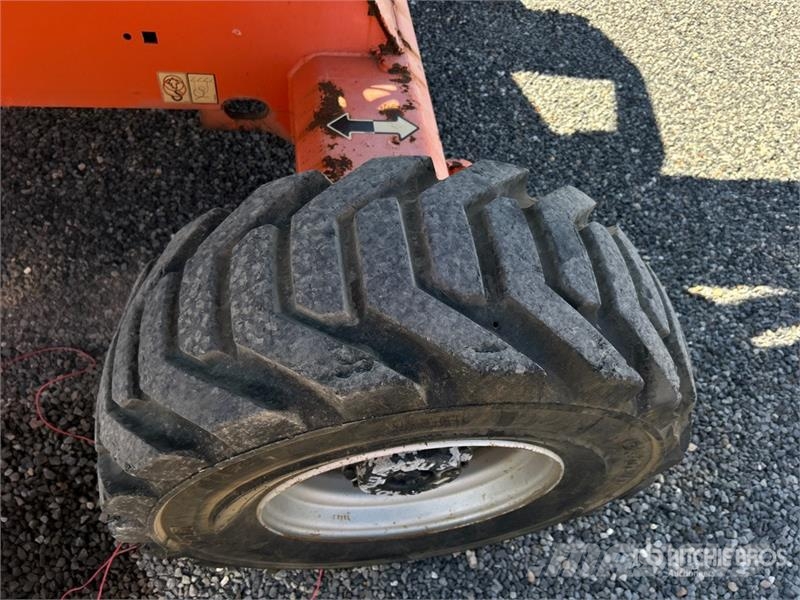 JLG 450AJ 4WD Diesel Articulating Boom Lift ブームリフト 屈伸型