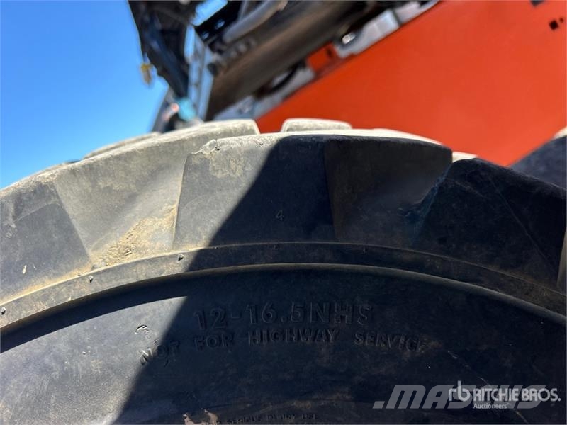 JLG 450AJ 4WD Diesel Articulating Boom Lift 관절형 전동이동 리프트