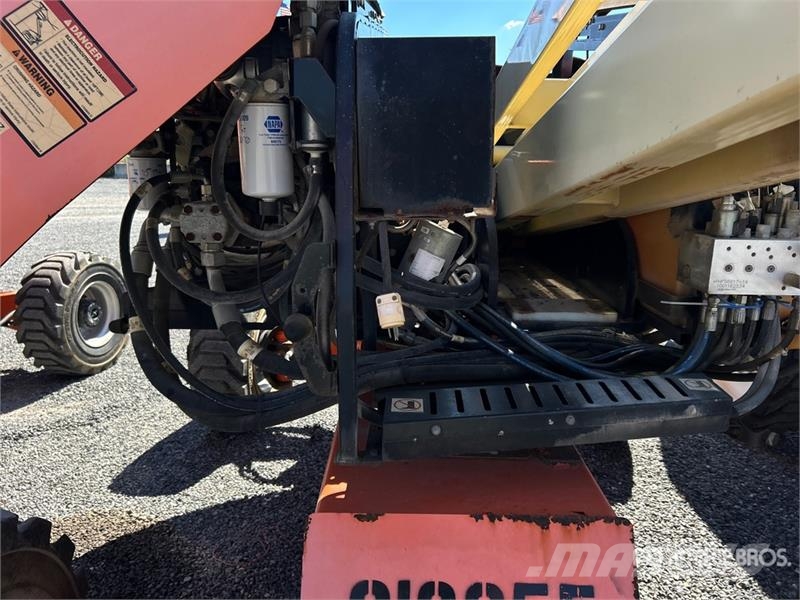 JLG 450AJ 4WD Diesel Articulating Boom Lift ブームリフト 屈伸型