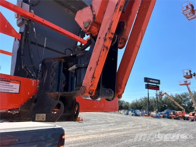 JLG 450AJ 4WD Diesel Articulating Boom Lift Iseliikuvad poomtõstukid