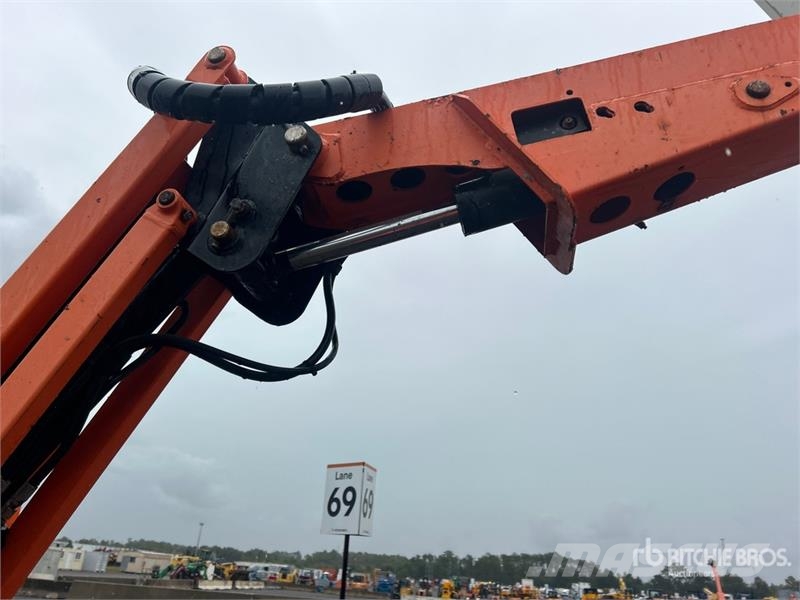JLG 450AJ 4WD Diesel Articulating Boom Lift رافعات سلة مفصلية