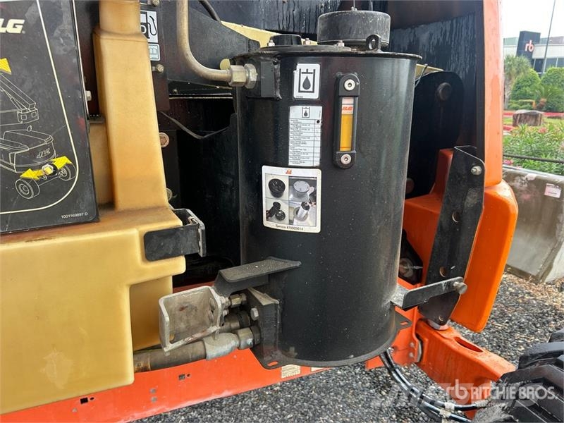 JLG 450AJ 4WD Diesel Articulating Boom Lift رافعات سلة مفصلية