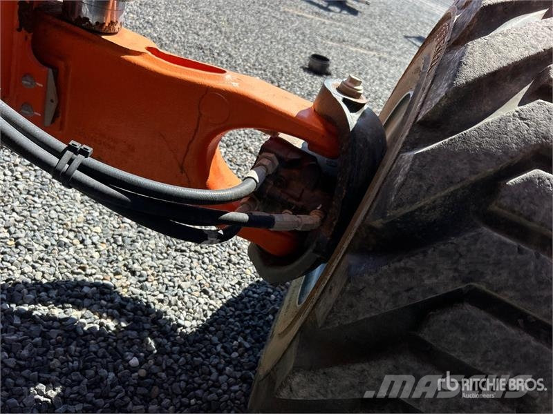 JLG 450AJ 4WD Diesel Articulating Boom Lift ブームリフト 屈伸型