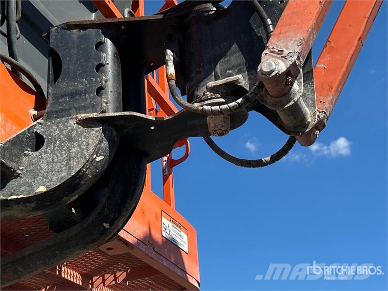 JLG 450AJ 4WD Diesel Articulating Boom Lift ブームリフト 屈伸型