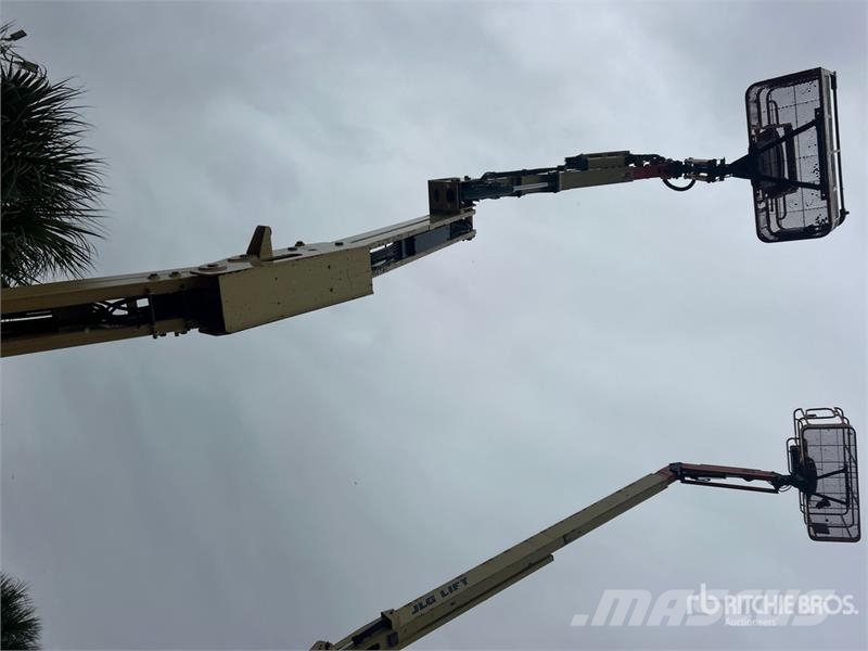 JLG 450AJ 4WD Diesel Articulating Boom Lift رافعات سلة مفصلية