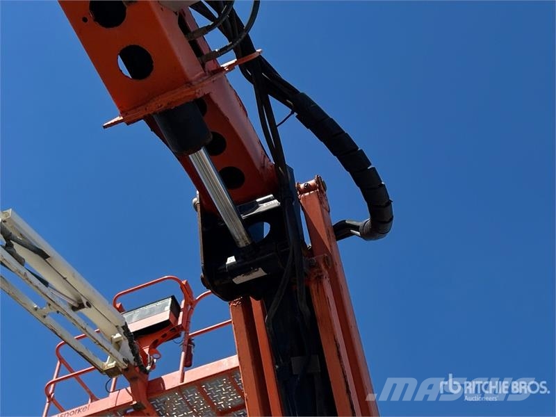 JLG 450AJ 4WD Diesel Articulating Boom Lift ブームリフト 屈伸型