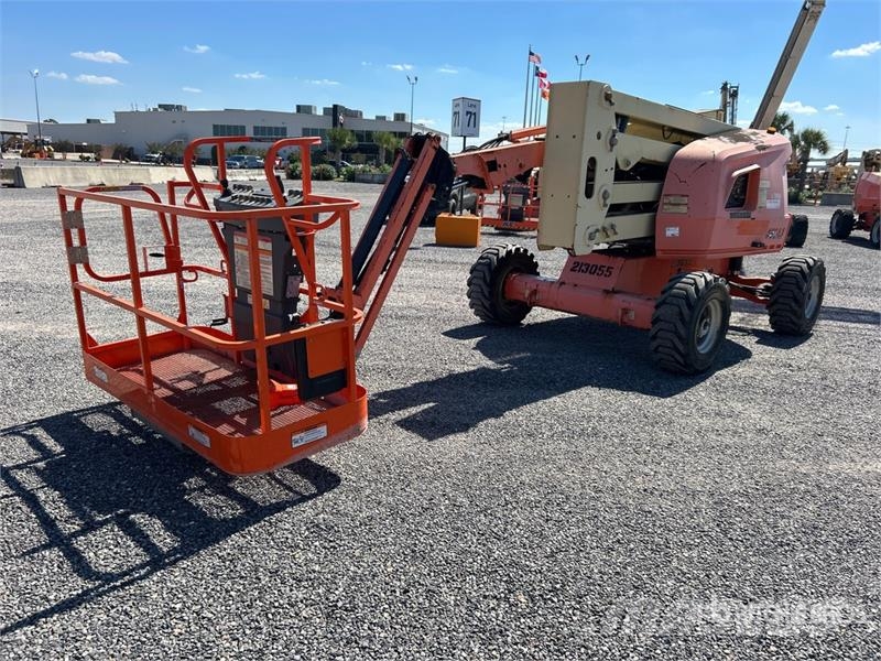 JLG 450AJ 4WD Diesel Articulating Boom Lift ブームリフト 屈伸型