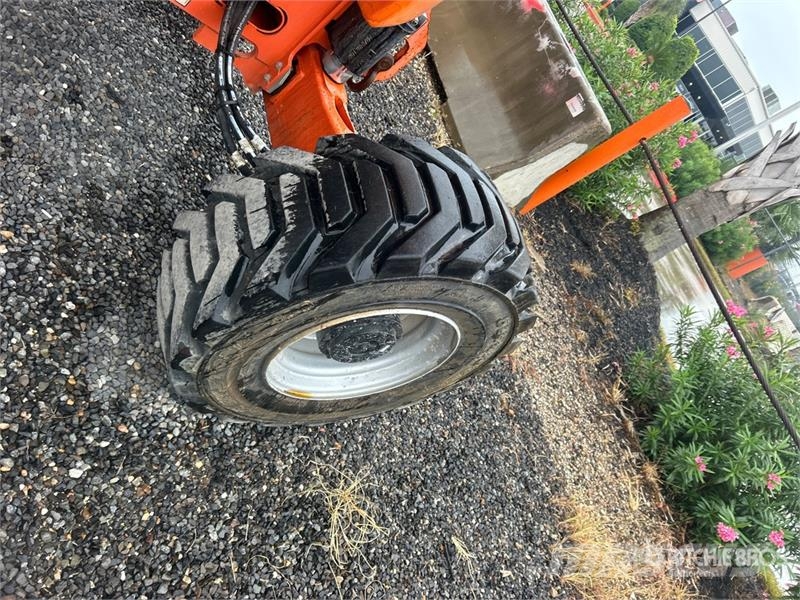 JLG 450AJ 4WD Diesel Articulating Boom Lift رافعات سلة مفصلية