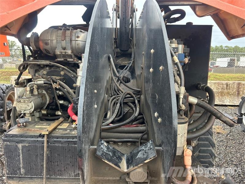 JLG 460SJ 4WD Diesel Telescopic Boom Lift Telescopic boom lifts