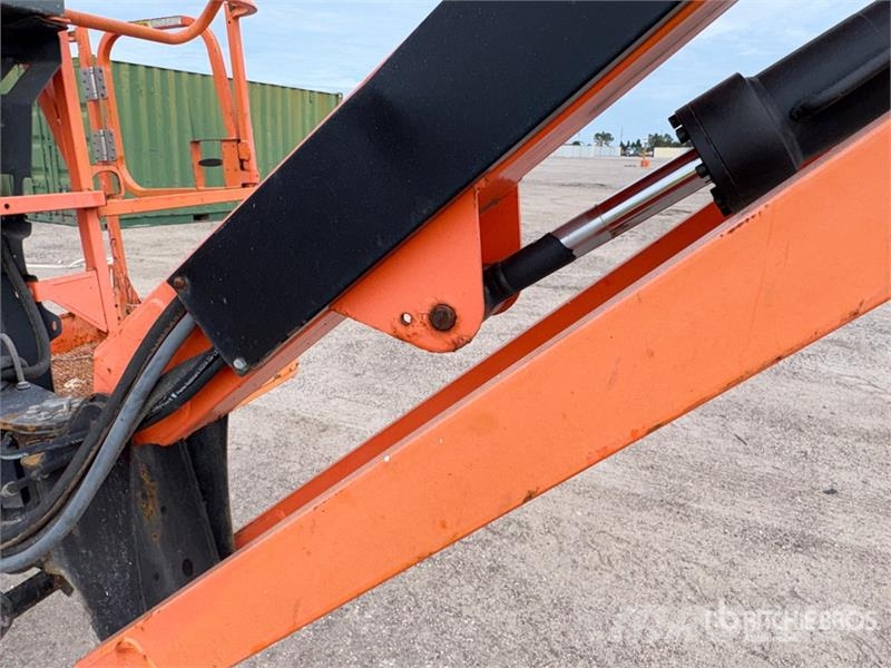 JLG 460SJ 4WD Diesel Telescopic Boom Lift - Factory Re Teleskopske podizne platforme