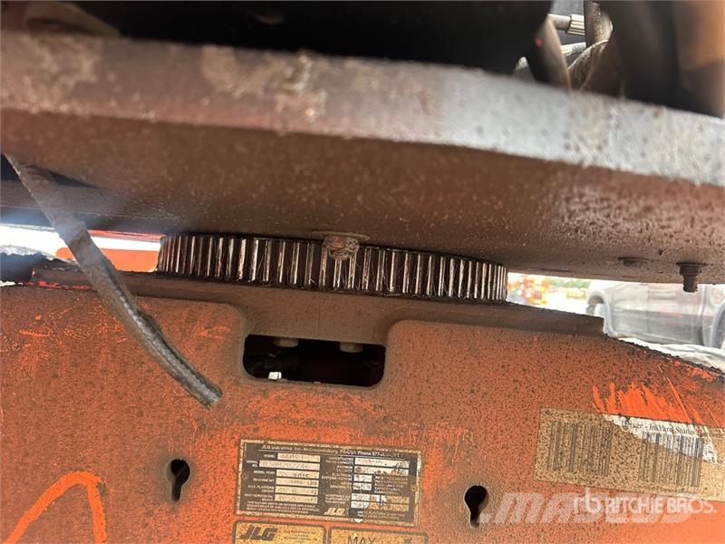 JLG 460SJ 4WD Diesel Telescopic Boom Lift Telescopic boom lifts
