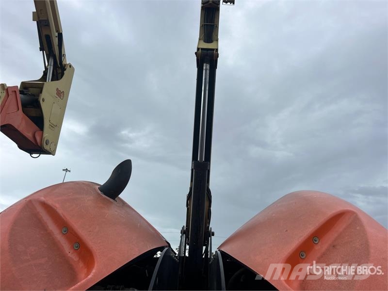 JLG 460SJ 4WD Diesel Telescopic Boom Lift Telescopic boom lifts