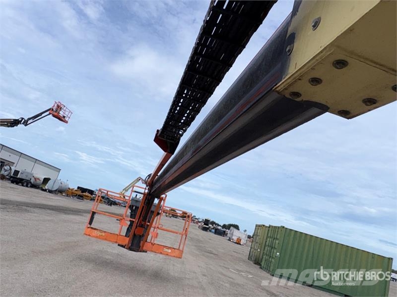 JLG 460SJ 4WD Diesel Telescopic Boom Lift - Factory Re Teleskopske podizne platforme