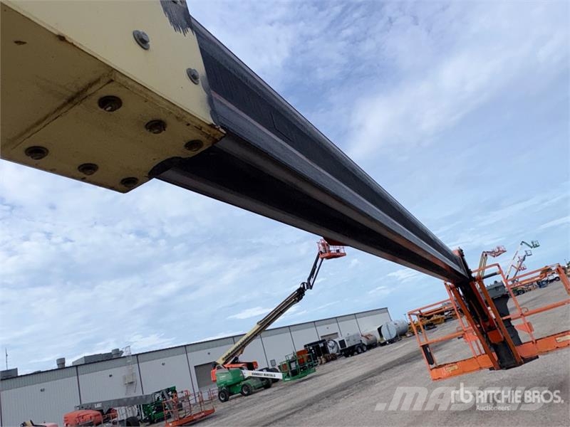 JLG 460SJ 4WD Diesel Telescopic Boom Lift - Factory Re Teleskopske podizne platforme