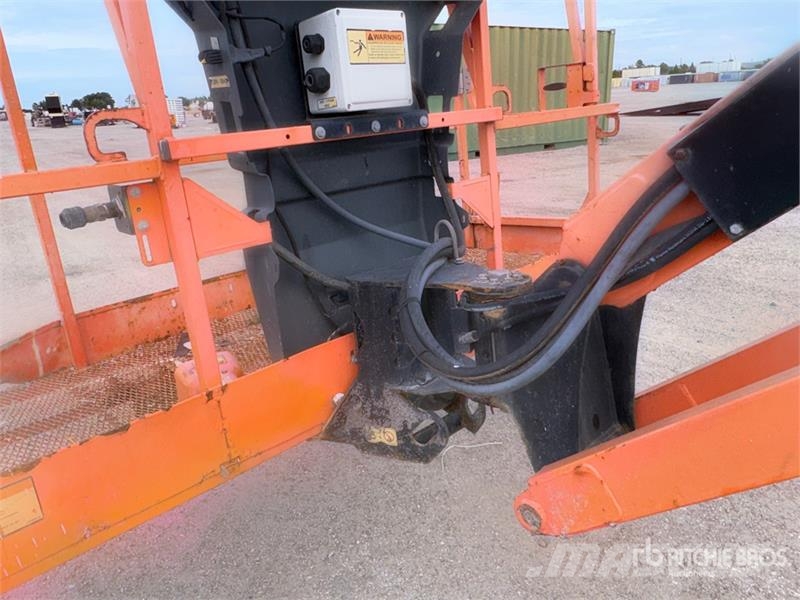 JLG 460SJ 4WD Diesel Telescopic Boom Lift - Factory Re Teleskopske podizne platforme