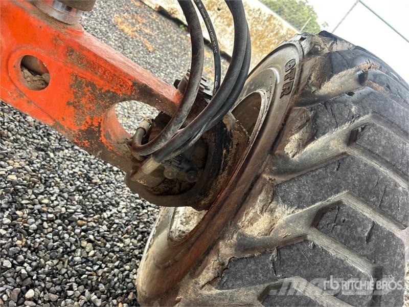 JLG 460SJ 4WD Diesel Telescopic Boom Lift Telescopic boom lifts