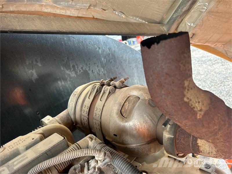 JLG 460SJ 4WD Diesel Telescopic Boom Lift Telescopic boom lifts