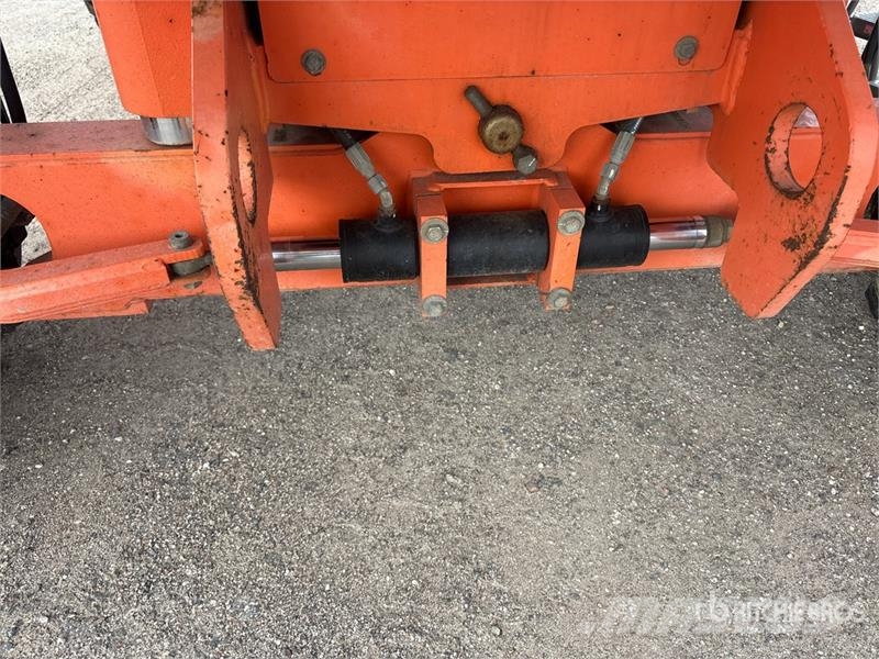 JLG 460SJ 4WD Diesel Telescopic Boom Lift - Factory Re Teleskopske podizne platforme