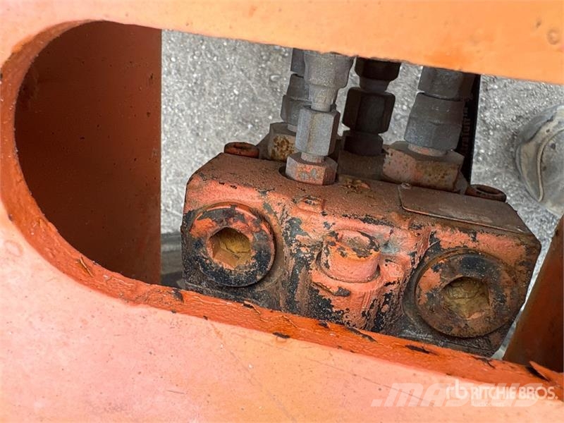 JLG 460SJ 4WD Diesel Telescopic Boom Lift - Factory Re Teleskopske podizne platforme